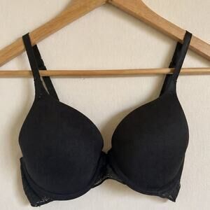 Secret Possessions Black T-Shirt Bra 34B Padded Underwire Lace Trim EUC